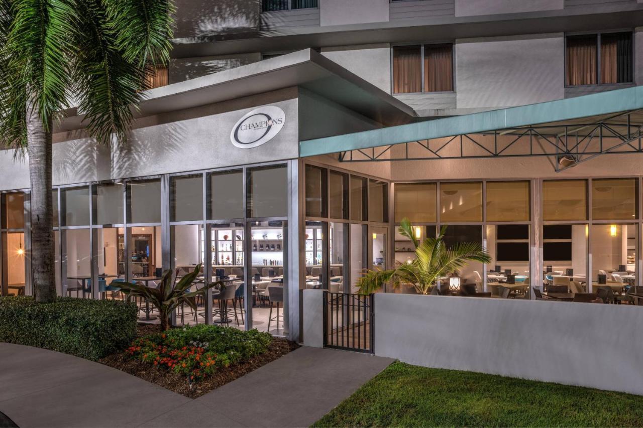 Courtyard By Marriott Miami Airport Hotel Kültér fotó