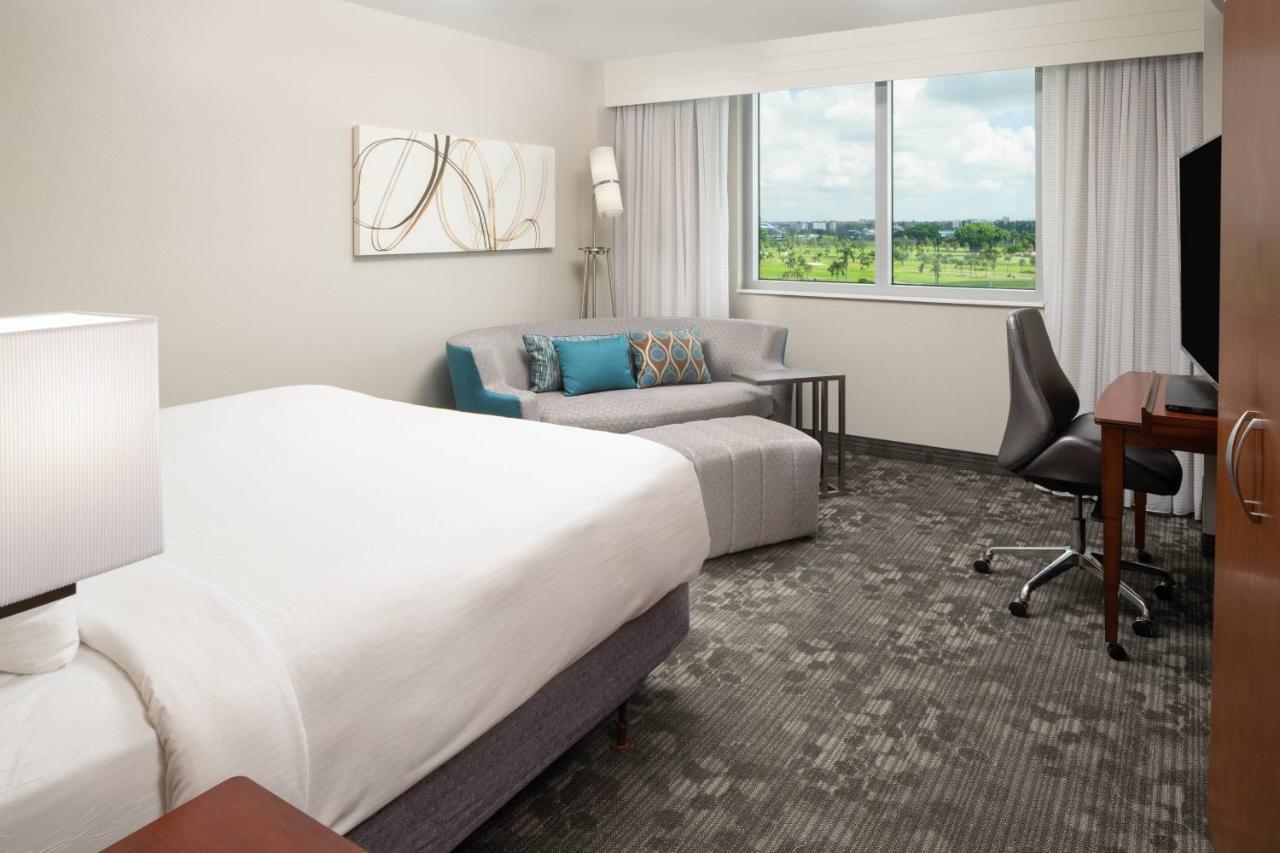 Courtyard By Marriott Miami Airport Hotel Kültér fotó