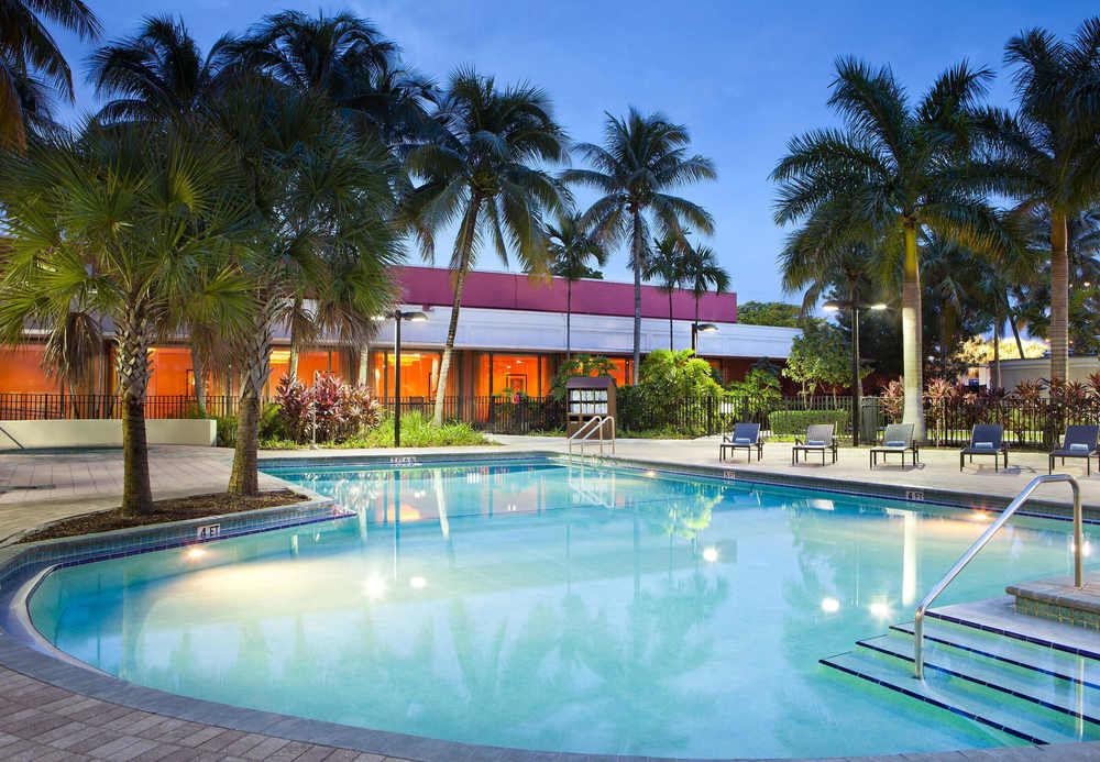 Courtyard By Marriott Miami Airport Hotel Kültér fotó