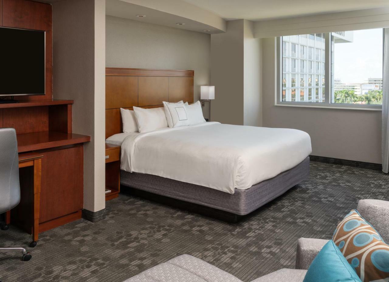 Courtyard By Marriott Miami Airport Hotel Kültér fotó