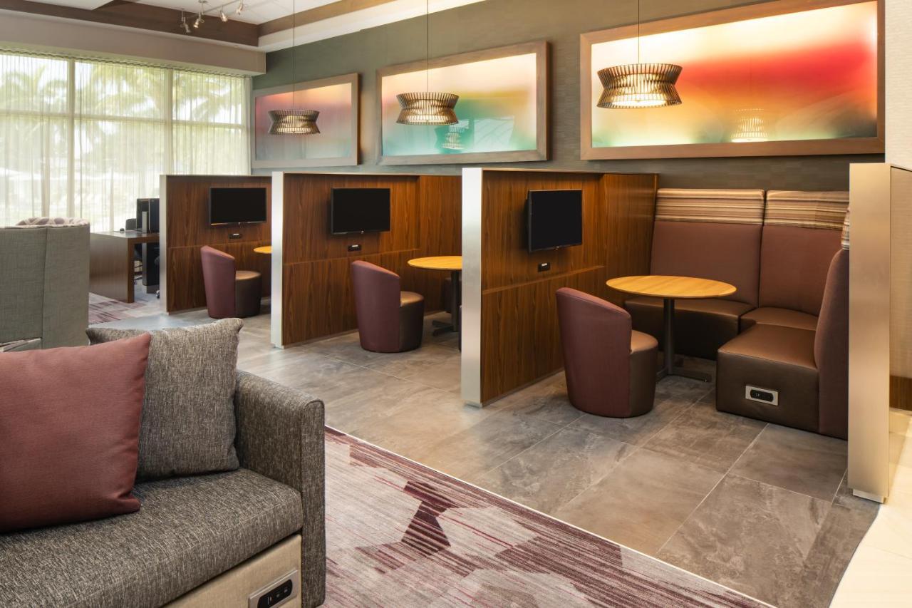 Courtyard By Marriott Miami Airport Hotel Kültér fotó